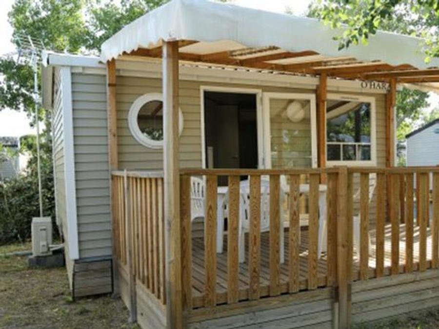 Camping Pas Cher vous présente avec son site Officiel campingpascher.fr, le Camping Flower Le Rochelongue classé 4 étoiles, situé sur la commune de Le Cap D'agde dans le département Hérault (Languedoc Roussillon) en France. Le camping Flower Le Rochelongue, vous présente un hébergement de type mobil-home de 18 m² et télévision. Le camping Flower Le Rochelongue vous propose du sam. 05 septembre au sam. 12 septembre 2026 pour 7 nuits à 420€. Cette location propose 26 dates différentes pour réserver votre séjour. Découvrez également les 12 autres gammes d'hébergements du camping. Les Avis clients pour le Camping Flower Le Rochelongue sont de 7 sur 10. Piscine chauffée, Piscine extérieure, Animations familiales, Aire de jeux enfants, Ping-pong, Plongée, Bar, Dépôt de pain, Plats à emporter, Snack/Bar,... En savoir plus : cliquez-ICI.