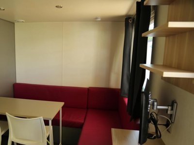Cliquez pour découvrir toutes les photos de l'HÉBERGEMENT ! mobil-home - Flower Le Rochelongue photo 2