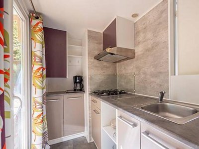 Cliquez pour découvrir toutes les photos de l'HÉBERGEMENT ! mobil-home - Méditerranée Plage photo 4