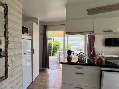 Cliquez pour découvrir toutes les photos de l'HÉBERGEMENT ! mobil-home - Méditerranée Plage photo 4