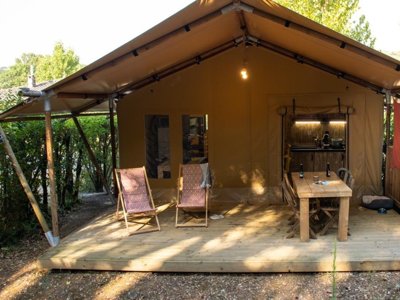tente en toile et bois - De Montolieu photo 12