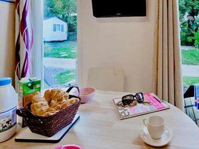 Cliquez pour découvrir toutes les photos de l'HÉBERGEMENT ! mobil-home - Flower De La Corniche photo 9
