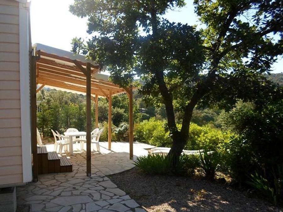 Camping Pas Cher vous présente avec son site Officiel campingpascher.fr, le Camping Domaine De La Bergerie classé 5 étoiles, situé sur la commune de Roquebrune Sur Argens dans le département Var (Provence Alpes Côte D'azur) en France. Le camping Domaine De La Bergerie, vous présente un hébergement de type mobil-home de 32 m² pour 4 personnes avec climatisation. Le camping Domaine De La Bergerie vous propose du sam. 12 septembre au sam. 19 septembre 2026 pour 7 nuits à 667€. Cette location propose 76 dates différentes pour réserver votre séjour. Découvrez également les 23 autres gammes d'hébergements du camping. Les Avis clients pour le Camping Domaine De La Bergerie sont excellents avec une note moyenne de 8 sur 10. LacMer, Lagon, Parc aquatique, Piscine couverte, Piscine extérieure, Animations familiales, Club ados, Club enfants, Aire de jeux enfants, Canoë-kayak, Centre équestre, Court de padel en extérieur, Court de tennis, Golf, Jet-ski, Parcours sportif, Ping-pong, Plongée, Pétanque, Randonnée, Salle de fitness, Skatepark, Terrain de basketball, Terrain de beach-volley, Terrain de football, Terrain multisports, Tir à l’arc, Trampoline, Boulangerie, Plats à emporter, Restaurant, Snack/Bar, Station-service, Supermarché, Épicerie,... En savoir plus : cliquez-ICI.