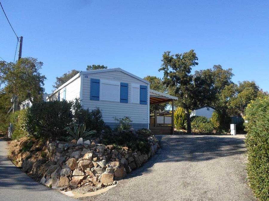 Camping Pas Cher vous présente avec son site Officiel campingpascher.fr, le Camping Domaine De La Bergerie classé 5 étoiles, situé sur la commune de Roquebrune Sur Argens dans le département Var (Provence Alpes Côte D'azur) en France. Le camping Domaine De La Bergerie, vous présente un hébergement de type mobil-home de 29 m² avec climatisation et télévision. Le camping Domaine De La Bergerie vous propose du sam. 12 septembre au sam. 19 septembre 2026 pour 7 nuits à 709€. Cette location propose 58 dates différentes pour réserver votre séjour. Découvrez également les 23 autres gammes d'hébergements du camping. Les Avis clients pour le Camping Domaine De La Bergerie sont excellents avec une note moyenne de 8 sur 10. LacMer, Lagon, Parc aquatique, Piscine couverte, Piscine extérieure, Animations familiales, Club ados, Club enfants, Aire de jeux enfants, Canoë-kayak, Centre équestre, Court de padel en extérieur, Court de tennis, Golf, Jet-ski, Parcours sportif, Ping-pong, Plongée, Pétanque, Randonnée, Salle de fitness, Skatepark, Terrain de basketball, Terrain de beach-volley, Terrain de football, Terrain multisports, Tir à l’arc, Trampoline, Boulangerie, Plats à emporter, Restaurant, Snack/Bar, Station-service, Supermarché, Épicerie,... En savoir plus : cliquez-ICI.