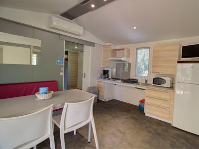 Cliquez pour découvrir toutes les photos de l'HÉBERGEMENT ! mobil-home - Domaine De La Bergerie photo 9