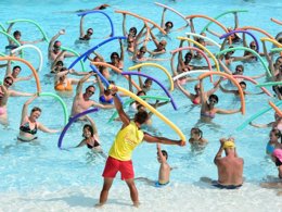 Camping Pas Cher vous présente avec son site Officiel campingpascher.fr, le Camping Domaine De La Bergerie classé 5 étoiles, situé sur la commune de Roquebrune Sur Argens dans le département Var (Provence Alpes Côte D'azur) en France. Le camping Domaine De La Bergerie vous propose un hébergement de type mobil-home de 33 m² avec climatisation (télévision). L'établissement vous propose 22 autres types d'hébergements. Découvrez tous nos séjours à petits prix dans la commune et aux alentours de Roquebrune Sur Argens du département : Var (Provence Alpes Côte D'azur). Les Avis clients pour le Camping Domaine De La Bergerie sont excellents avec une note moyenne de 8 sur 10. LacMer, Lagon, Parc aquatique, Piscine couverte, Piscine extérieure, Animations familiales, Club ados, Club enfants, Aire de jeux enfants, Canoë-kayak, Centre équestre, Court de padel en extérieur, Court de tennis, Golf, Jet-ski, Parcours sportif, Ping-pong, Plongée, Pétanque, Randonnée, Salle de fitness, Skatepark, Terrain de basketball, Terrain de beach-volley, Terrain de football, Terrain multisports, Tir à l’arc, Trampoline, Boulangerie, Plats à emporter, Restaurant, Snack/Bar, Station-service, Supermarché, Épicerie,... En savoir plus : cliquez-ICI.