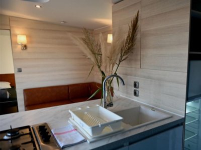 Cliquez pour découvrir toutes les photos de l'HÉBERGEMENT ! mobil-home - Les Bois Flottés photo 4
