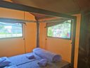 Cliquez pour découvrir toutes les photos de l'HÉBERGEMENT ! tente en toile et bois - camping Les Bois Flottés photo 6