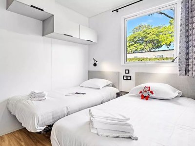 Cliquez pour découvrir toutes les photos de l'HÉBERGEMENT ! mobil-home - Yelloh! Village Domaine Berrua photo 12