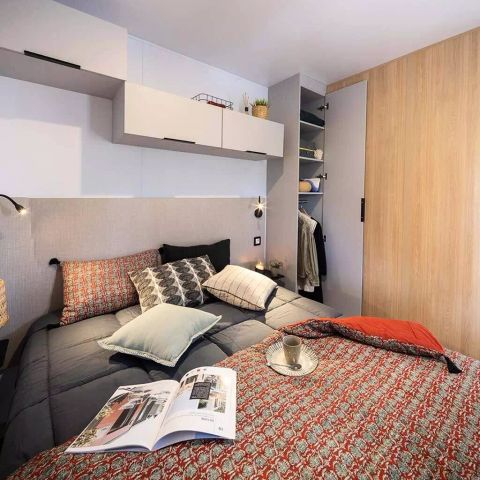 Cliquez pour découvrir toutes les photos de l'HÉBERGEMENT ! mobil-home - Yelloh! Village Domaine Berrua photo 3