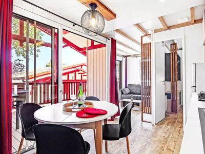 Cliquez pour découvrir toutes les photos de l'HÉBERGEMENT ! chalet - Yelloh! Village Domaine Berrua photo 15