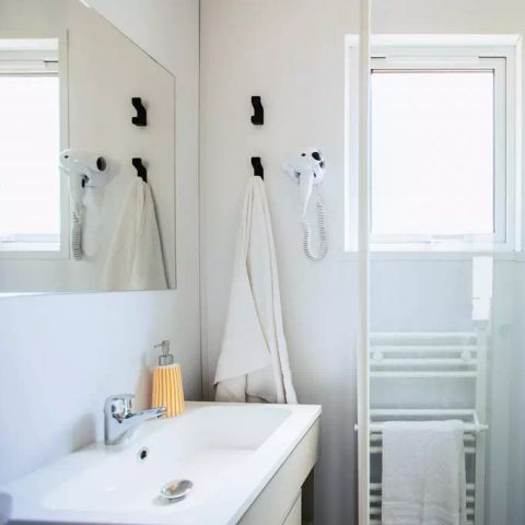 Cliquez pour découvrir toutes les photos de l'HÉBERGEMENT ! mobil-home - Yelloh! Village Domaine Berrua photo 5