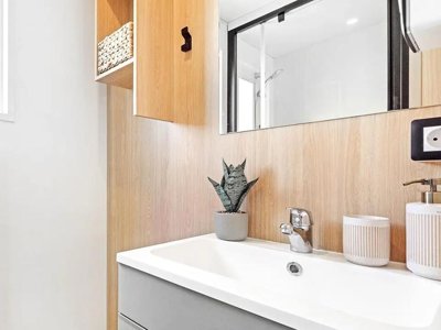 Cliquez pour découvrir toutes les photos de l'HÉBERGEMENT ! mobil-home - Yelloh! Village Domaine Berrua photo 12