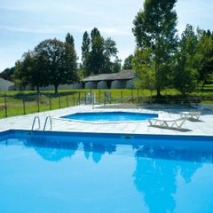 Camping Pas Cher vous présente avec son site Officiel campingpascher.fr, le Établissement Les Reflets Du Lac, situé sur la commune de Mielan dans le département Gers (Midi-pyrénées) en France. L'établissement Les Reflets Du Lac vous propose un hébergement de type gîte de 45 m². L'établissement vous propose 2 autres types d'hébergements. Découvrez tous nos séjours à petits prix dans la commune et aux alentours de Mielan du département : Gers (Midi-pyrénées).... En savoir plus : cliquez-ICI.
