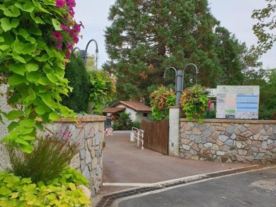 Cliquez pour découvrir toutes les photos de l'ÉTABLISSEMENT ! camping Le Moulin Du Roy photo 2