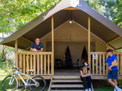 Cliquez pour découvrir toutes les photos de l'ÉTABLISSEMENT ! camping Flower Saint-Martin photo 11