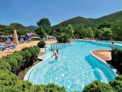 Cliquez pour découvrir toutes les photos de l'ÉTABLISSEMENT ! camping Les Cerisiers Du Jaur photo 2