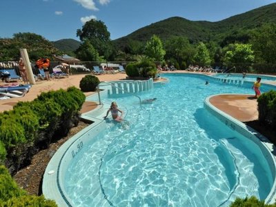 Cliquez pour découvrir toutes les photos de l'ÉTABLISSEMENT ! camping Les Cerisiers Du Jaur photo 25