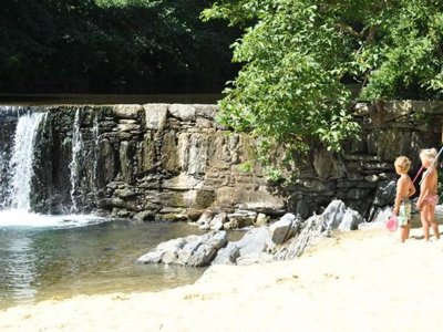 Cliquez pour découvrir toutes les photos de l'ÉTABLISSEMENT ! camping Les Cerisiers Du Jaur photo 26
