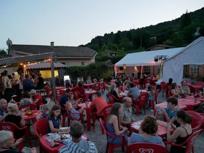 Cliquez pour découvrir toutes les photos de l'ÉTABLISSEMENT ! camping Les Cerisiers Du Jaur photo 9