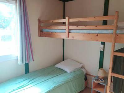 Cliquez pour découvrir toutes les photos de l'HÉBERGEMENT ! chalet - L'oliveraie photo 2