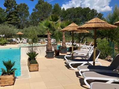 Cliquez pour découvrir toutes les photos de l'ÉTABLISSEMENT ! camping Le Relais De La Bresque photo 4