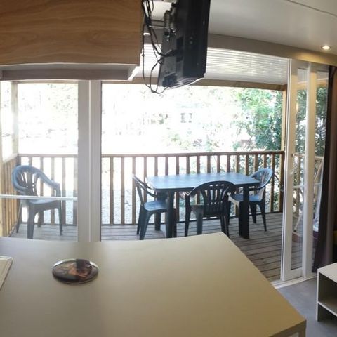 Cliquez pour découvrir toutes les photos de l'HÉBERGEMENT ! mobil-home - Le Parc photo 3