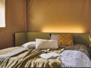 tente en toile et bois - camping CAMPASUN International photo 2