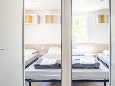 Cliquez pour découvrir toutes les photos de l'HÉBERGEMENT ! mobil-home - La Chapelette photo 3