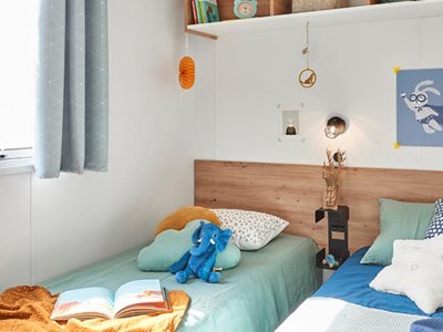 Cliquez pour découvrir toutes les photos de l'HÉBERGEMENT ! mobil-home - Le Mas De L'isle photo 3