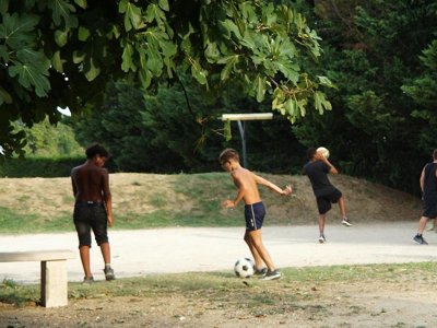 Cliquez pour découvrir toutes les photos de l'ÉTABLISSEMENT ! camping Le Mas De L'isle photo 26