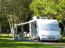 Camping Pas Cher vous présente avec son site Officiel campingpascher.fr, le Camping Le Bascat classé 3 étoiles, situé sur la commune de Dax dans le département Landes (Aquitaine) en France. Le camping Le Bascat vous propose un hébergement de type mobil-home de 27 m². L'établissement vous propose 2 autres types d'hébergements. Découvrez tous nos séjours à petits prix dans la commune et aux alentours de Dax du département : Landes (Aquitaine). Les Avis clients pour le Camping Le Bascat sont excellents avec une note moyenne de 8 sur 10. Animations familiales, Aire de jeux enfants, Cyclisme, Ping-pong, Pétanque, Randonnée, Salle de jeux vidéo, Bar, Boulangerie, Dépôt de pain, Plats à emporter, Restaurant, Snack/Bar, Station-service, Épicerie,... En savoir plus : cliquez-ICI.