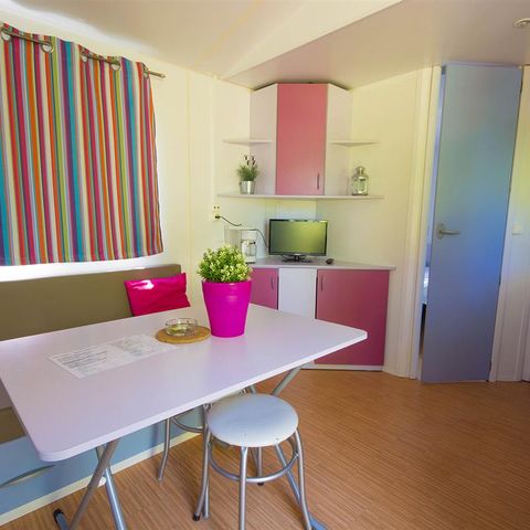 Cliquez pour découvrir toutes les photos de l'HÉBERGEMENT ! mobilhome - Les Cent Chênes photo 2