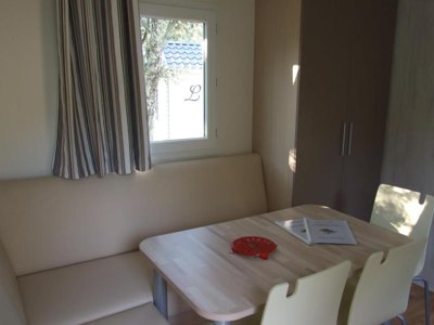 Cliquez pour découvrir toutes les photos de l'HÉBERGEMENT ! mobil-home - Les Chênes photo 3