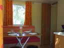 Cliquez pour découvrir toutes les photos de l'HÉBERGEMENT ! mobil-home - camping Les Chênes photo 2