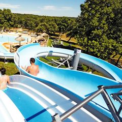 Camping Pas Cher vous présente avec son site Officiel campingpascher.fr, le Établissement Du De Massereau, situé sur la commune de Sommieres dans le département Gard (Languedoc-roussillon) en France. L'établissement Du De Massereau vous propose un hébergement de type mobil-home de 40 m². L'établissement vous propose 12 autres types d'hébergements. Découvrez tous nos séjours à petits prix dans la commune et aux alentours de Sommieres du département : Gard (Languedoc-roussillon).... En savoir plus : cliquez-ICI.