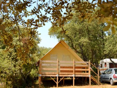 tente en toile et bois - Le Domaine De Gajan photo 1