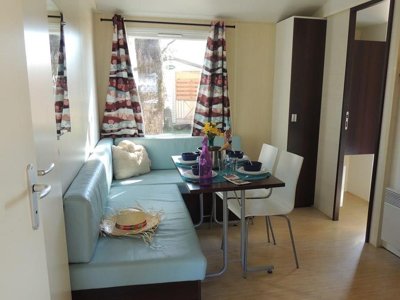 Cliquez pour découvrir toutes les photos de l'HÉBERGEMENT ! mobil-home - Le Domaine De Gajan photo 2