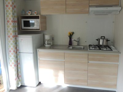Cliquez pour découvrir toutes les photos de l'HÉBERGEMENT ! mobil-home - Le Domaine De Gajan photo 5
