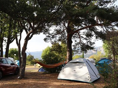 Cliquez pour découvrir toutes les photos de l'ÉTABLISSEMENT ! camping De L'Aigle photo 18