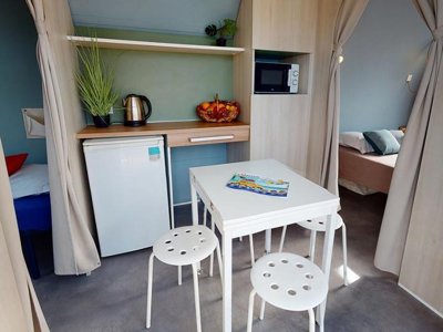 Cliquez pour découvrir toutes les photos de l'HÉBERGEMENT ! hébergement insolite - De L'Aigle photo 3