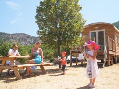 Cliquez pour découvrir toutes les photos de l'ÉTABLISSEMENT ! camping De L'Aigle photo 6