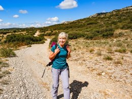 Camping Pas Cher vous présente avec son site Officiel campingpascher.fr, le Camping Pegomas Pausado classé 3 étoiles, situé sur la commune de Saint Remy De Provence dans le département Bouches-du-rhône (Provence Alpes Côte D'azur) en France. Le camping Pegomas Pausado, vous présente un hébergement de type mobil-home de 20 m² pour 2 personnes avec climatisation et télévision. Le camping Pegomas Pausado vous propose du lundi 06 avril au lundi 13 avril 2026, en promotion à -20% pour 7 nuits à 328 € au lieu de 410,0 € soit une Économie de 82 €. Cette location propose 115 dates différentes pour réserver votre séjour. Découvrez également les 9 autres gammes d'hébergements du camping. Les Avis clients pour le Camping Pegomas Pausado sont excellents avec une note moyenne de 9 sur 10. Piscine extérieure, Animations familiales, Aire de jeux enfants, Parcours sportif, Ping-pong, Pétanque, Dépôt de pain, Food truck,... En savoir plus : cliquez-ICI.