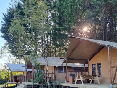 Cliquez pour découvrir toutes les photos de l'ÉTABLISSEMENT ! camping Les Angeles photo 5