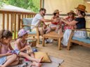 Cliquez pour découvrir toutes les photos de l'HÉBERGEMENT ! tente en toile et bois - camping Domaine D'Anglas photo 7
