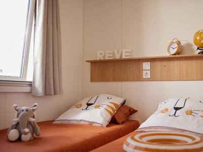 Cliquez pour découvrir toutes les photos de l'HÉBERGEMENT ! mobil-home - Le Mas Fleuri photo 4
