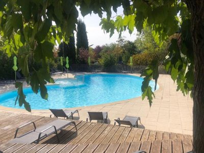 établissement Forcalquier photo 3