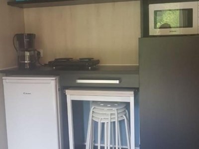 Cliquez pour découvrir toutes les photos de l'HÉBERGEMENT ! bungalow toilé - La Ribière photo 2