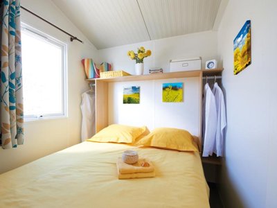 Cliquez pour découvrir toutes les photos de l'HÉBERGEMENT ! bungalow toilé - Les 2 Vallées photo 2