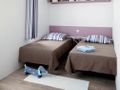 Cliquez pour découvrir toutes les photos de l'HÉBERGEMENT ! mobilhome - établissement La Salendrinque photo 3